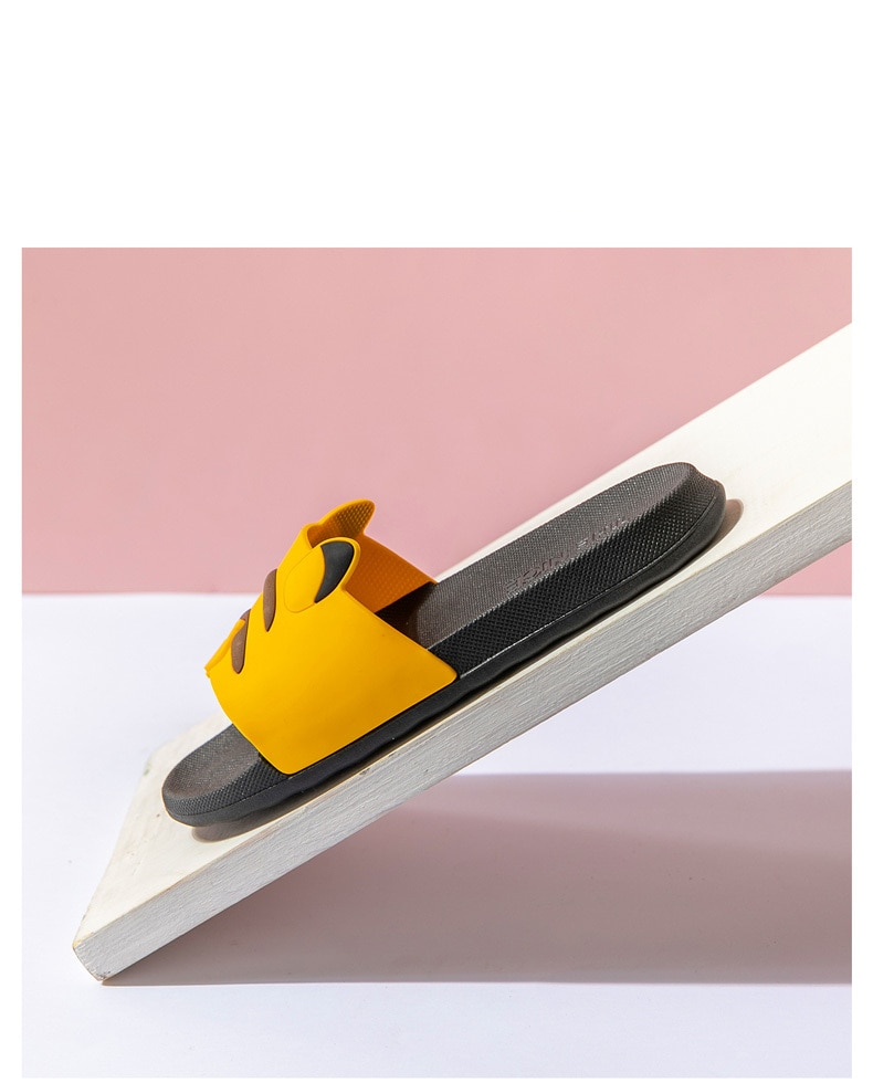 Pikachu Casual Bathroom Indoor Non-Slip Slipper