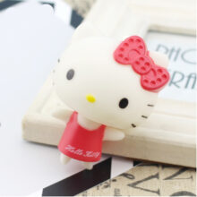 Two colors Cute Cat Keychain And Bag Pendant Jewelry Keyring Beautiful Gift For Kids Two colors Cute Cat Keychain And Bag Pendant Jewelry Keyring Beautiful Gift For Kids