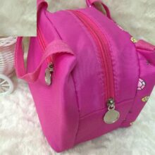 Hello Kitty Cute Lunch Box Bag Women’s Kid’s Portable Handbag Travel Leisure Storage Lots Pouch Fresh Insulation Plush Backpack Hello Kitty Cute Lunch Box Bag Women's Kid's Portable Handbag Travel Leisure Storage Lots Pouch Fresh Insulation Plush Backpack