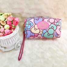 Hello Kitty Cute Cartoon Wallet hellokitty Cosmetic Handbag Travel Girls Convenient Wrist Bag Make Up Wash Beauty Plush Backpack Hello Kitty Cute Cartoon Wallet hellokitty Cosmetic Handbag Travel Girls Convenient Wrist Bag Make Up Wash Beauty Plush Backpack