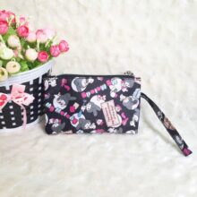 Hello Kitty Cute Cartoon Makeup Bag Gift Pendant Purse Women Girl Clutch Purse Wrist Bag Make Up Wash Beauty Girl Plush Backpack Hello Kitty Cute Cartoon Makeup Bag Gift Pendant Purse Women Girl Clutch Purse Wrist Bag Make Up Wash Beauty Girl Plush Backpack