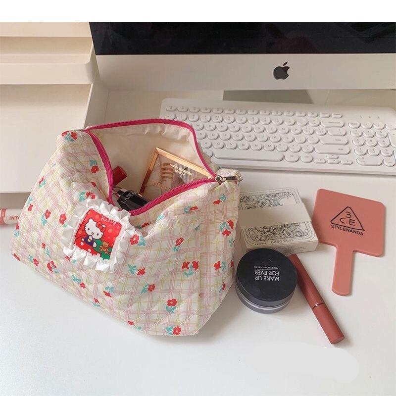 Cartoon Hello Kitty Kawaii Fashion Large Capacity Makeup Bag