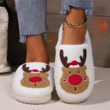 Sanrio Kawaii Christmas Reindeer Slipper Sanrio Kawaii Christmas Reindeer Slipper