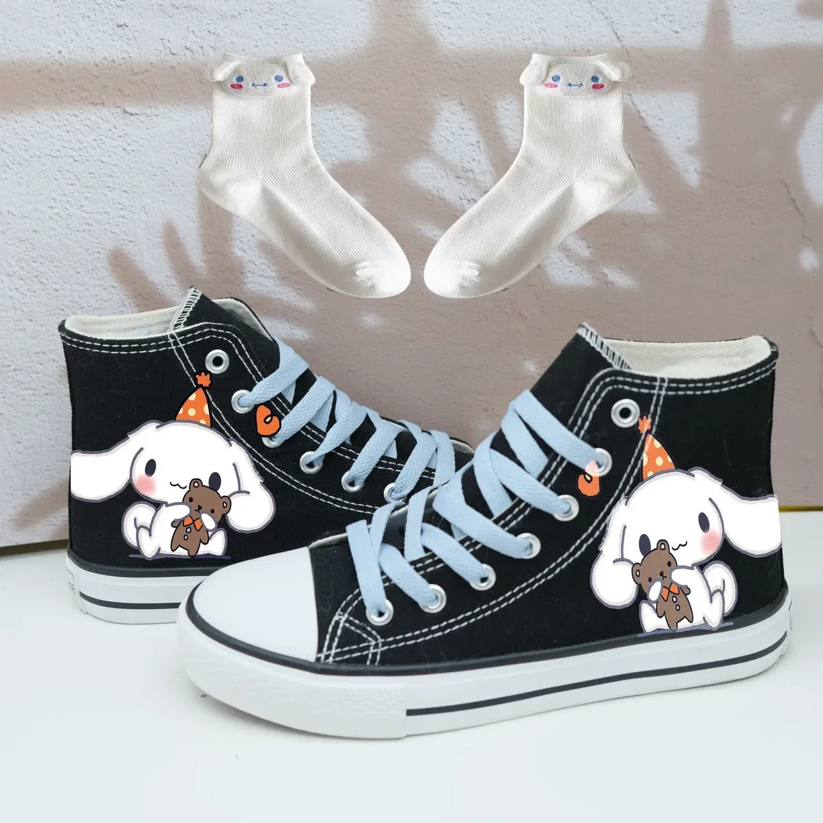 Sanrio Kawaii Cartoon Cinnamoroll Sneakers With Socks