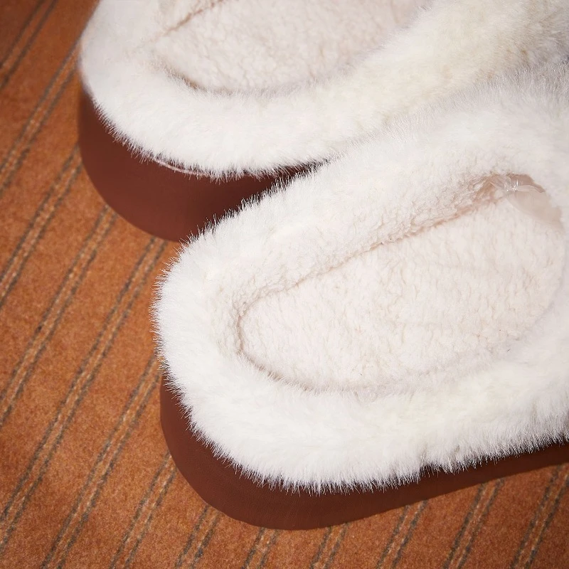 Sanrio Kawaii Cartoon Hello Kitty Plush Slipper