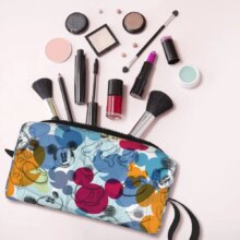 Mickey Mouse Grid Pattern Large Makeup Bag Waterproof Pouch Travel Cosmetic Bags Organizer for Women Mickey Mouse Grid Pattern Large Makeup Bag Waterproof Pouch Travel Cosmetic Bags Organizer for Women
