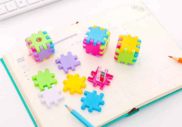 Kawaii Plastic Magic Cube Color Pencil Sharpeners For Child
