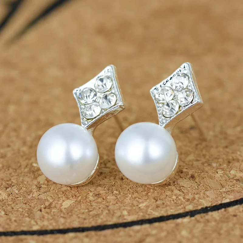 Silver Romantic Round Mouse Charm Stud Earrings For Women Silver Romantic Round Mouse Charm Stud Earrings For Women