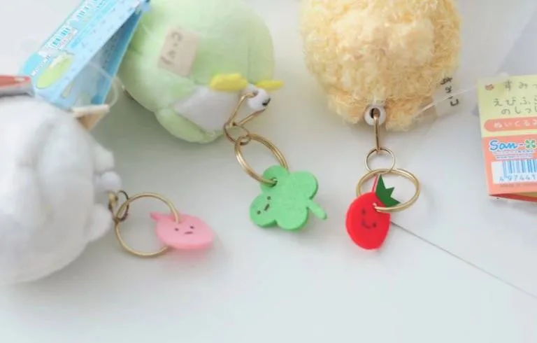 Kawaii Cartoon Sumikko Plush Toy Keychain Kawaii Cartoon Sumikko Plush Toy Keychain