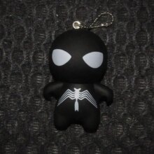 Superheros Red Spiderman And Black Spiderman Cartoon Toys Keychain Superheros Red Spiderman And Black Spiderman Cartoon Toys Keychain