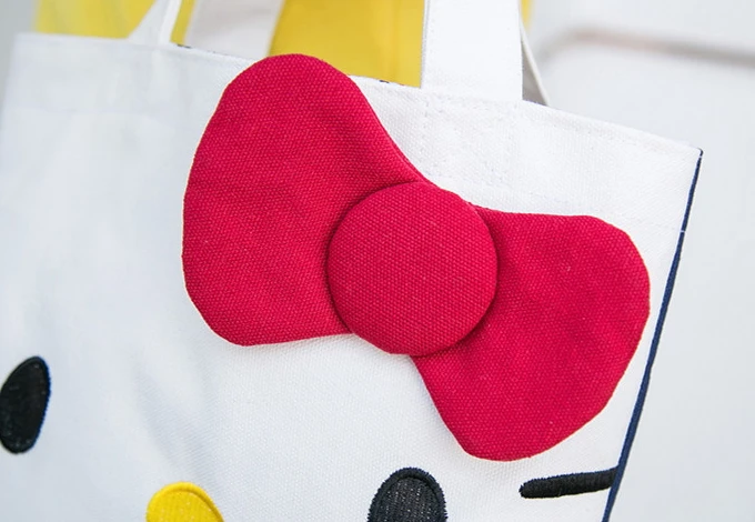 Hello Kitty With Bow Casual Handbag Hello Kitty With Bow Casual Handbag