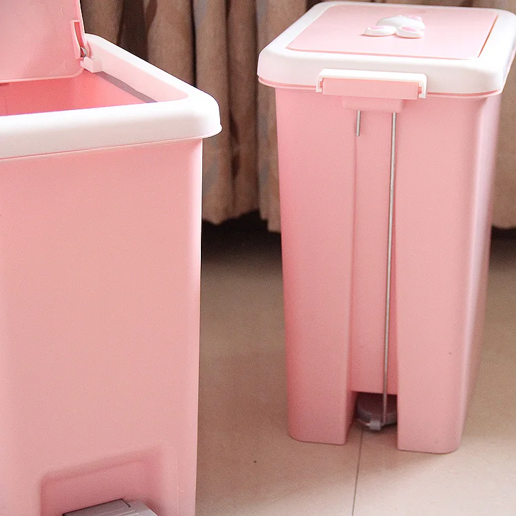 Hello Kitty Cartoon Garbage Can With Lid Foot