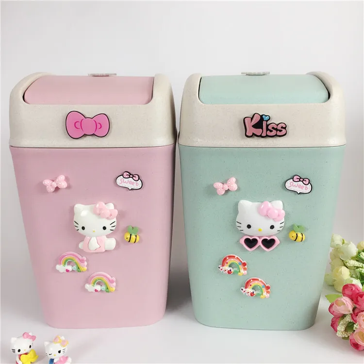 Hello Kitty Jingle Cat Bathroom Rolling Cover Trash Bin