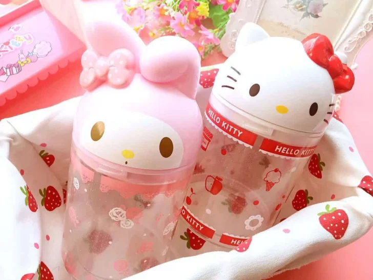 Hello Kitty Cotton Swab And Cosmetic Organizer
