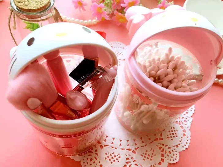 Hello Kitty Cotton Swab And Cosmetic Organizer