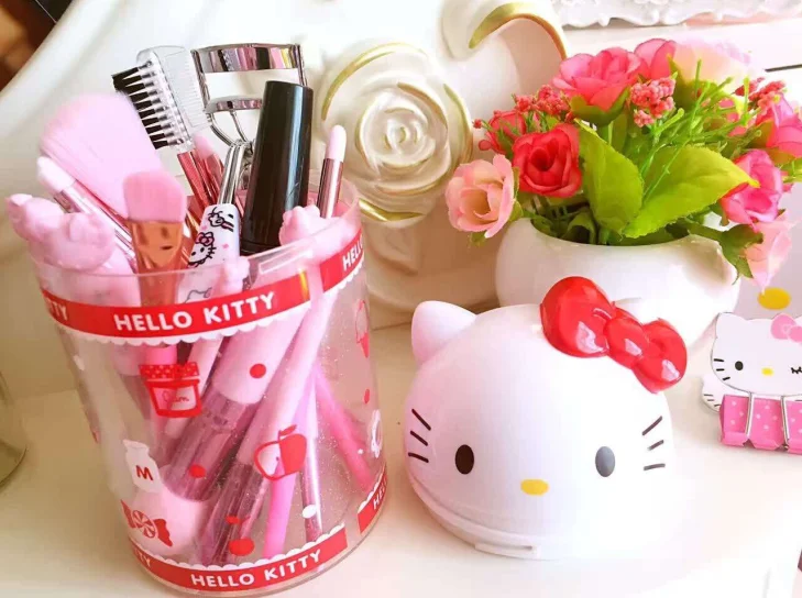 Hello Kitty Cotton Swab And Cosmetic Organizer