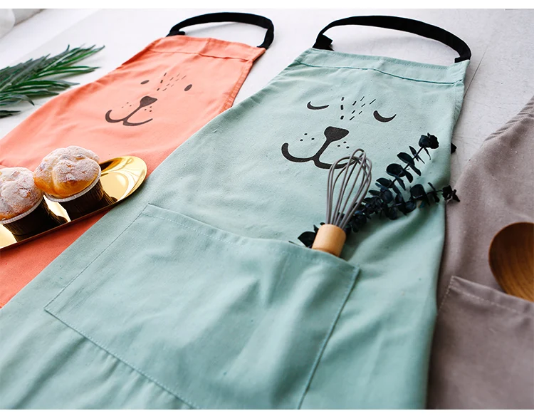 Bear Cartoon Face Print Cotton Apron Bear Cartoon Face Print Cotton Apron
