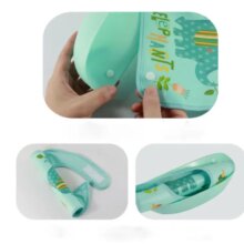 Cartoon Silicone Waterproof Soft Baby Plastic Bib Apron Cartoon Silicone Waterproof Soft Baby Plastic Bib Apron