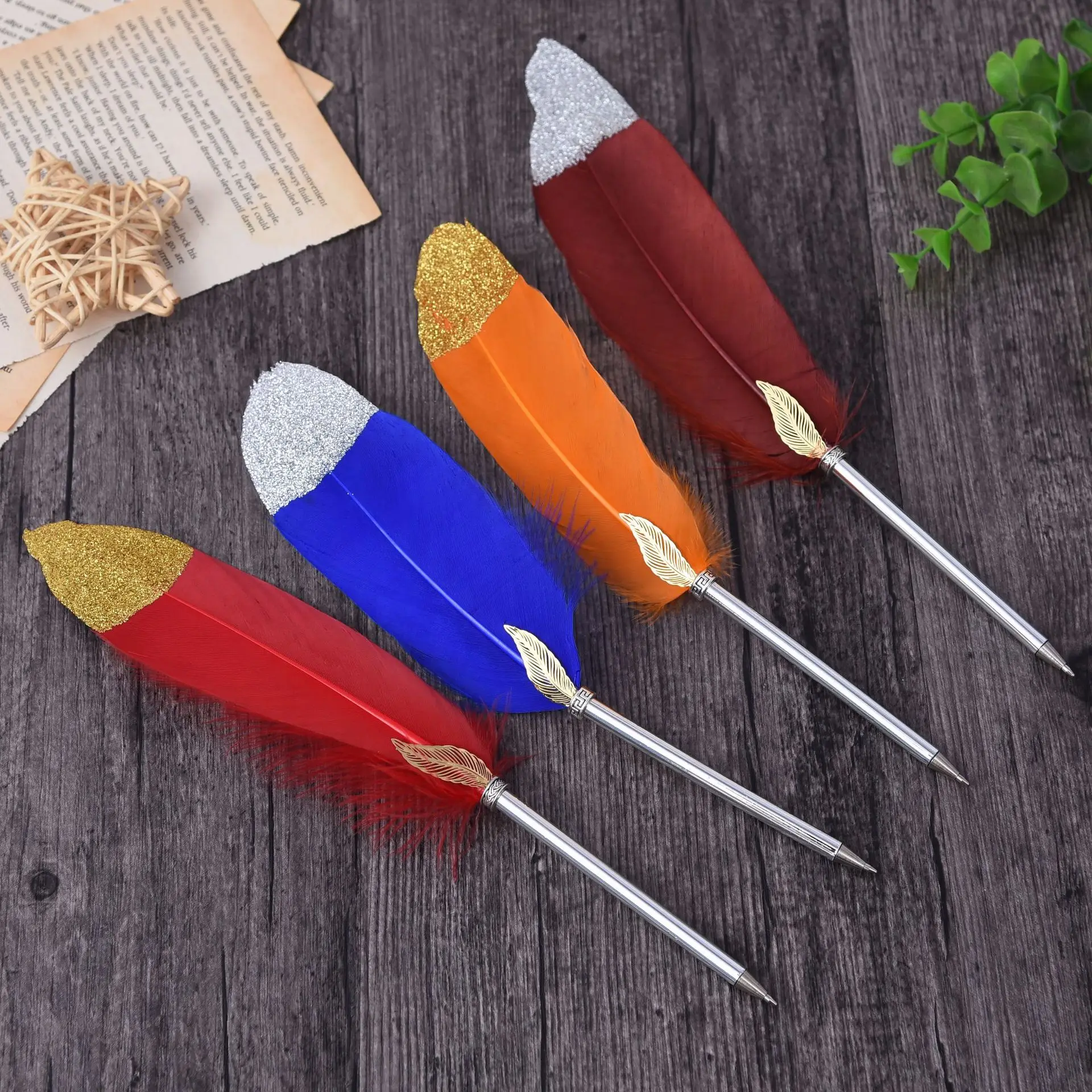 Kawaii Glittering Feather Design Ballpoint Pen