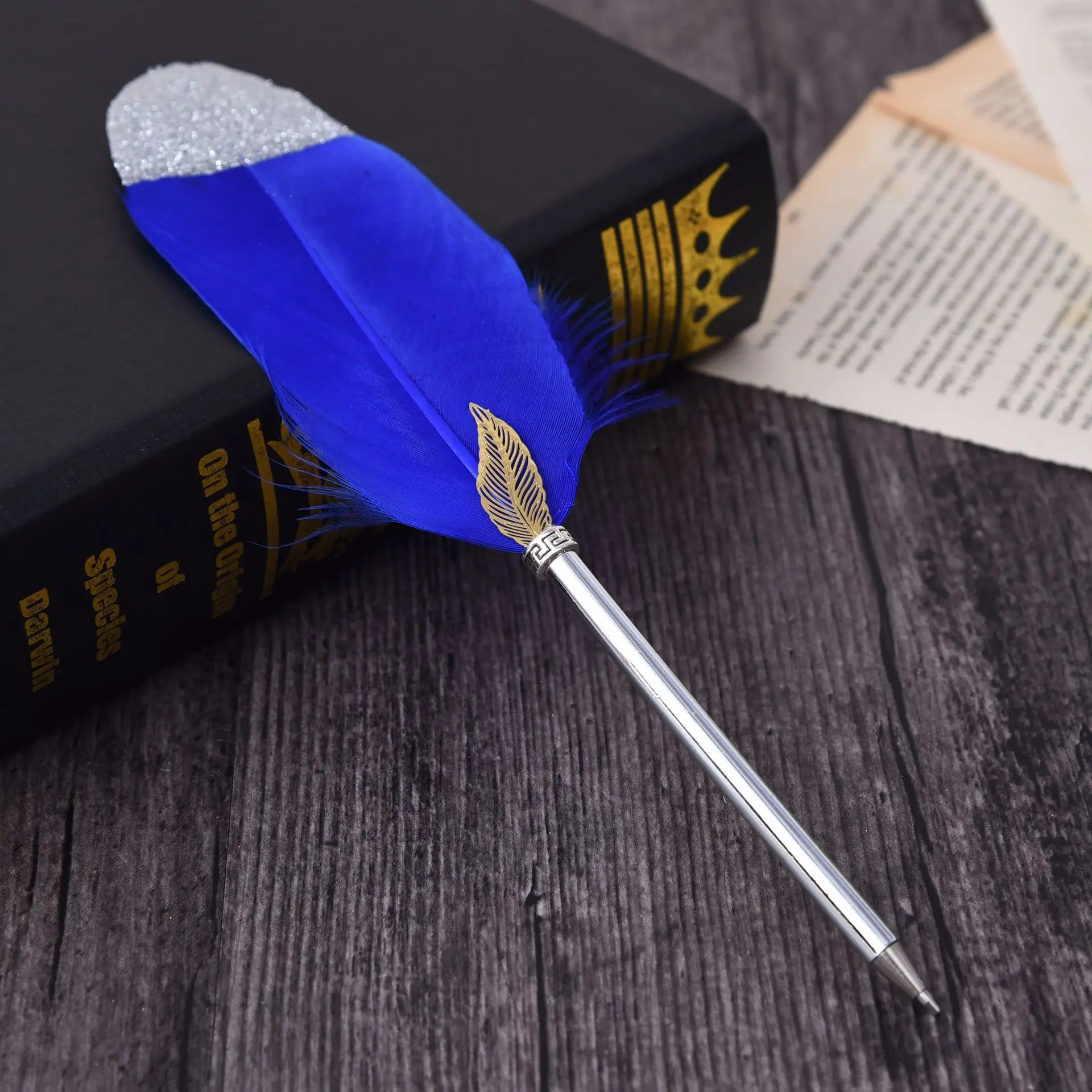 Kawaii Glittering Feather Design Ballpoint Pen