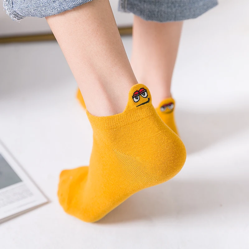 4 Pairs Kawaii Cotton Embroidered Expression Fashion Ankle Emoji Socks 4 Pairs Kawaii Cotton Embroidered Expression Fashion Ankle Emoji Socks