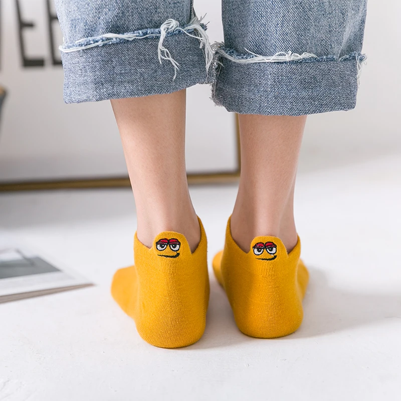 4 Pairs Kawaii Cotton Embroidered Expression Fashion Ankle Emoji Socks 4 Pairs Kawaii Cotton Embroidered Expression Fashion Ankle Emoji Socks