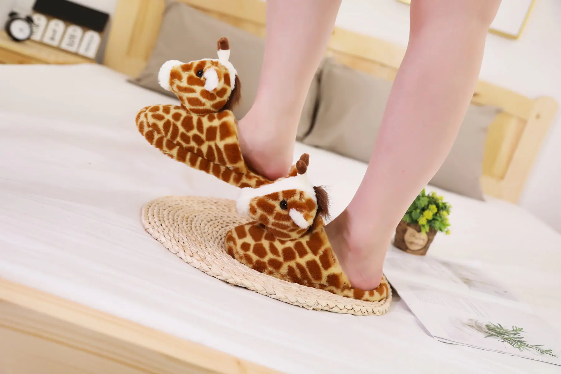 Animal Penguin/Giraffe/Elk Floor Soft Warm Shoes