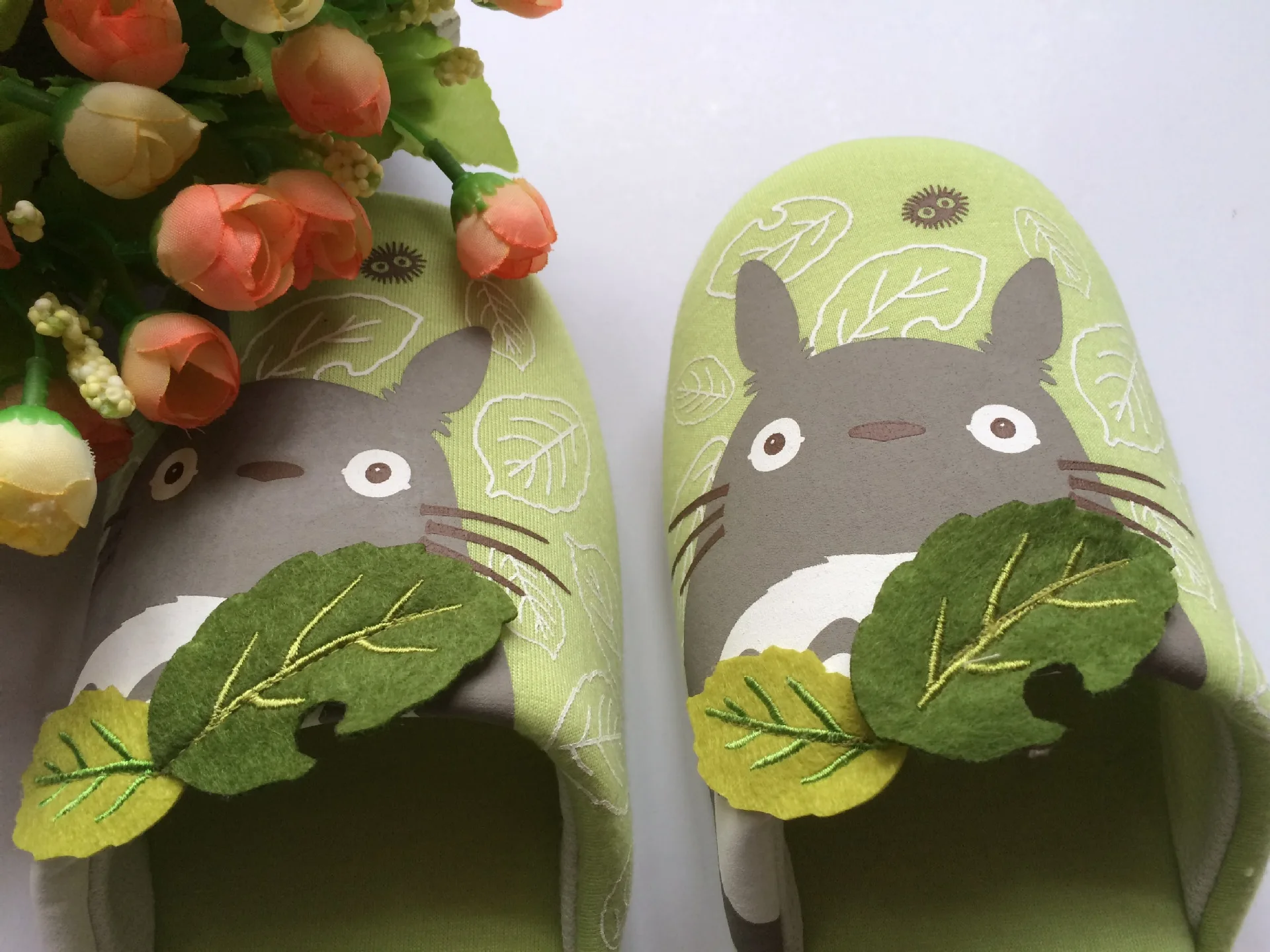 Green Leaf Totoro Cat Cartoon Flip Flops Comfortable Slippers