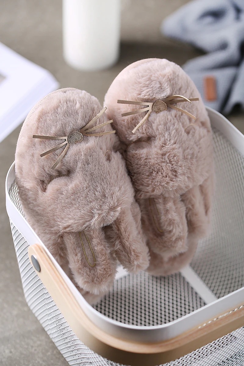 Bunny Rabbit Plush Indoor Outdoor Bedroom Slipper