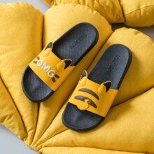 Pikachu Casual Bathroom Indoor Non-Slip Slipper Pikachu Casual Bathroom Indoor Non-Slip Slipper