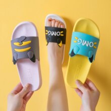 Pikachu Casual Bathroom Indoor Non-Slip Slipper Pikachu Casual Bathroom Indoor Non-Slip Slipper