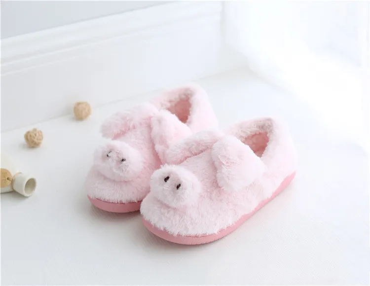 Pig Design Furry Sneaker Plush Warm Indoor Floor Shoe