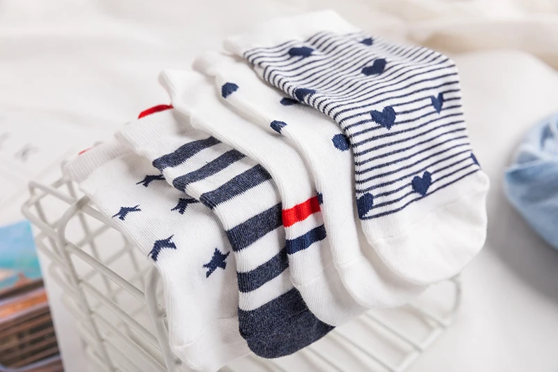 Cute Cat Animal With Red Heart Ankle Socks For Women