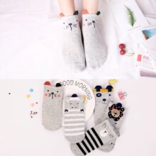 Cute Cat Animal With Red Heart Ankle Socks For Women Cute Cat Animal With Red Heart Ankle Socks For Women