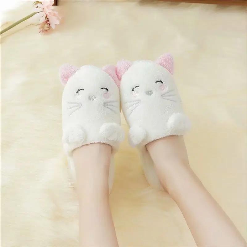White Cat Cartoon Plush Animal Slippers White Cat Cartoon Plush Animal Slippers