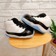 Lover’s Sneakers Bread Fat Slides Couple’s Shoes Lover's Sneakers Bread Fat Slides Couple's Shoes