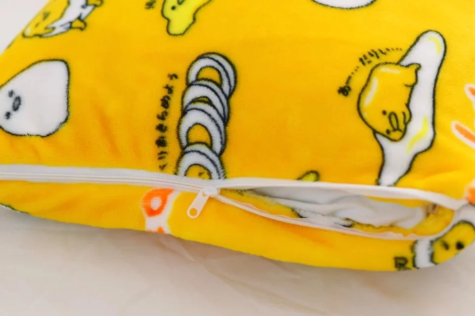 Gudetama Lazy Egg Yolk Plush Flannel Air Condition Blanket Gudetama Lazy Egg Yolk Plush Flannel Air Condition Blanket