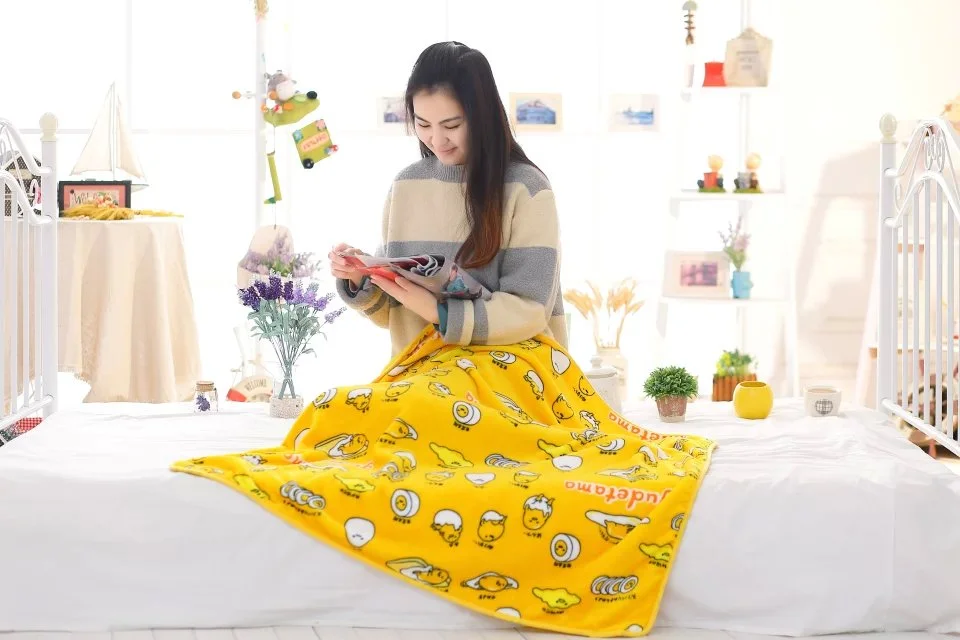 Gudetama Lazy Egg Yolk Plush Flannel Air Condition Blanket Gudetama Lazy Egg Yolk Plush Flannel Air Condition Blanket