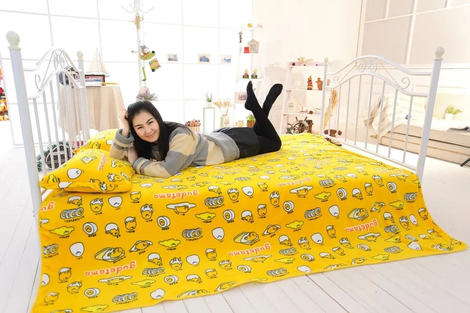 Gudetama Lazy Egg Yolk Plush Flannel Air Condition Blanket Gudetama Lazy Egg Yolk Plush Flannel Air Condition Blanket