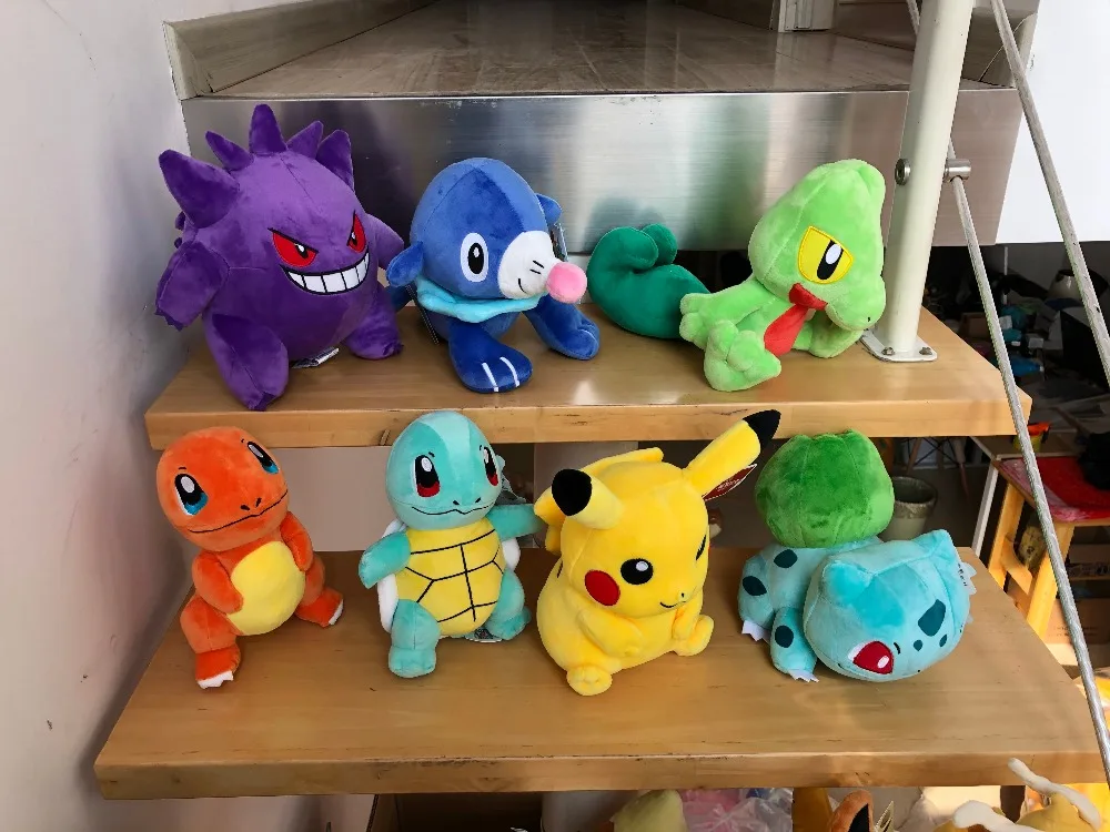 Pokemon Pikachu Bulbasaur Squirtle Charmander Charizard Eevee Snorlax Jigglypuff Psyduck Doll