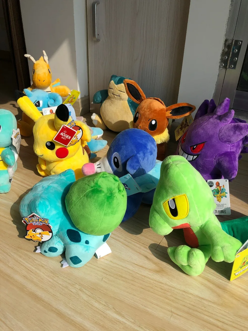 Pokemon Pikachu Bulbasaur Squirtle Charmander Charizard Eevee Snorlax Jigglypuff Psyduck Doll