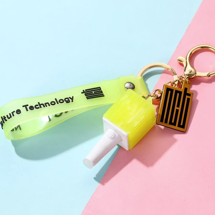 K-Pop Bangtan Boys Seventeen Twice Nct Got7 Light Stick Key Chain