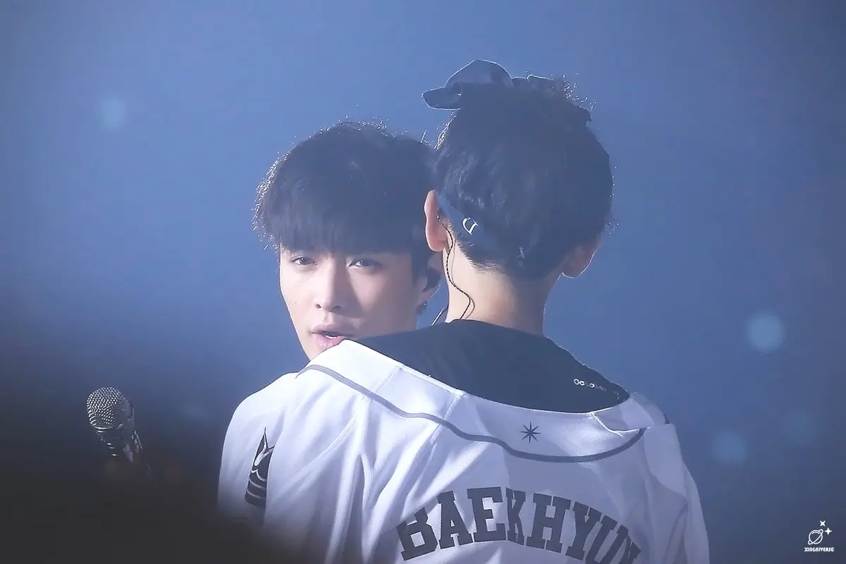 Exo Planet 3 Exo or Dium Baekhyun In Seoul K-Pop T-Shirt Exo Planet 3 Exo or Dium Baekhyun In Seoul K-Pop T-Shirt