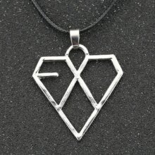K-POP EXO Heart Love Style Silver Color Necklace K-POP EXO Heart Love Style Silver Color Necklace
