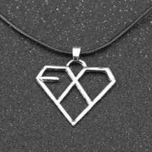 K-POP EXO Heart Love Style Silver Color Necklace K-POP EXO Heart Love Style Silver Color Necklace