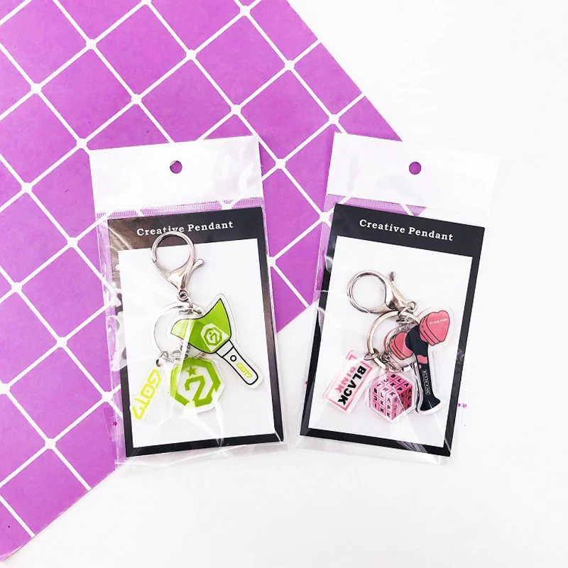 K-Pop EXO GOT7 Twice Seventeen Key Chain K-Pop EXO GOT7 Twice Seventeen Key Chain