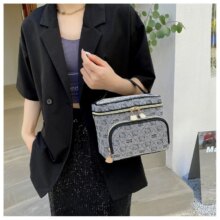 Cartoon Hello Kitty Kawaii Makeup Bag Cartoon Hello Kitty Kawaii Makeup Bag