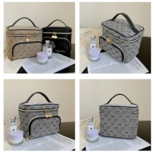 Cartoon Hello Kitty Kawaii Makeup Bag Cartoon Hello Kitty Kawaii Makeup Bag