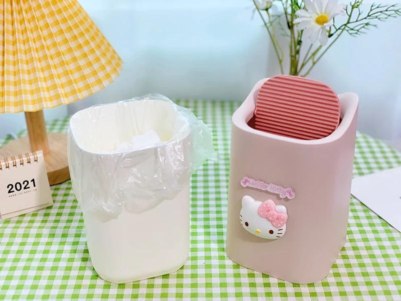 Kawaii Hello Kitty Cat Desktop Trash Can Shaker Kawaii Hello Kitty Cat Desktop Trash Can Shaker